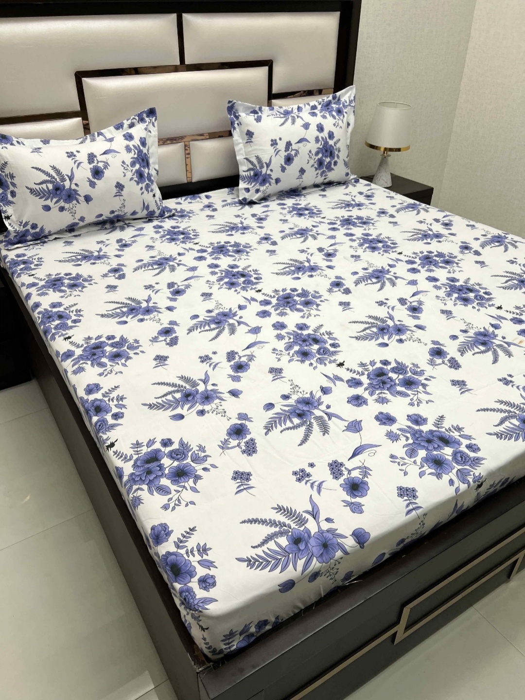 

Pure Decor Queen Size Double Bedsheet With 2 Pillow Covers 2.28m X 2.54m, Blue