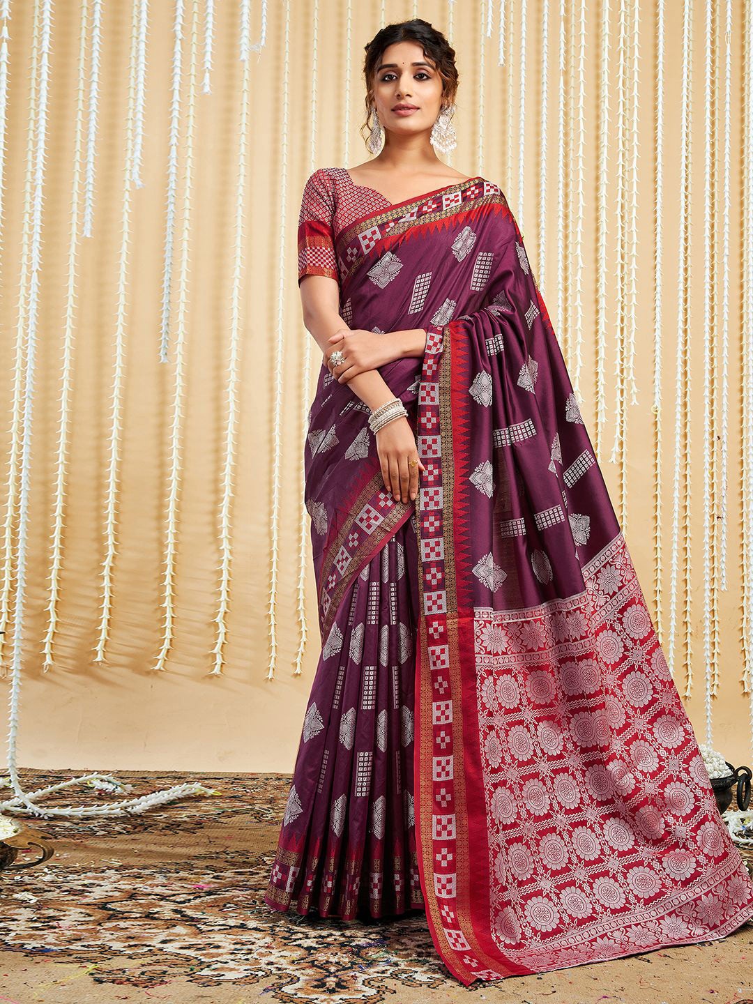 

Satrani Woven Design Zari Pure Silk Sungudi Saree, Purple