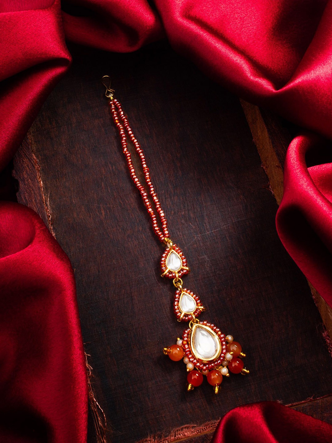 

aadita Gold-Plated Kundan Studded Maang Tikka