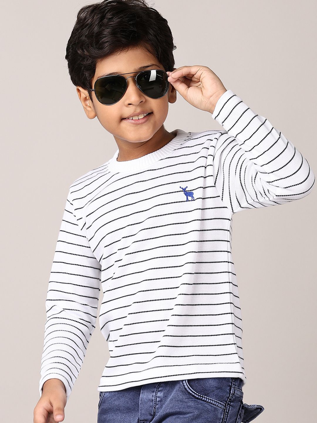 

V-Mart Boys Striped Round Neck Pullover, White