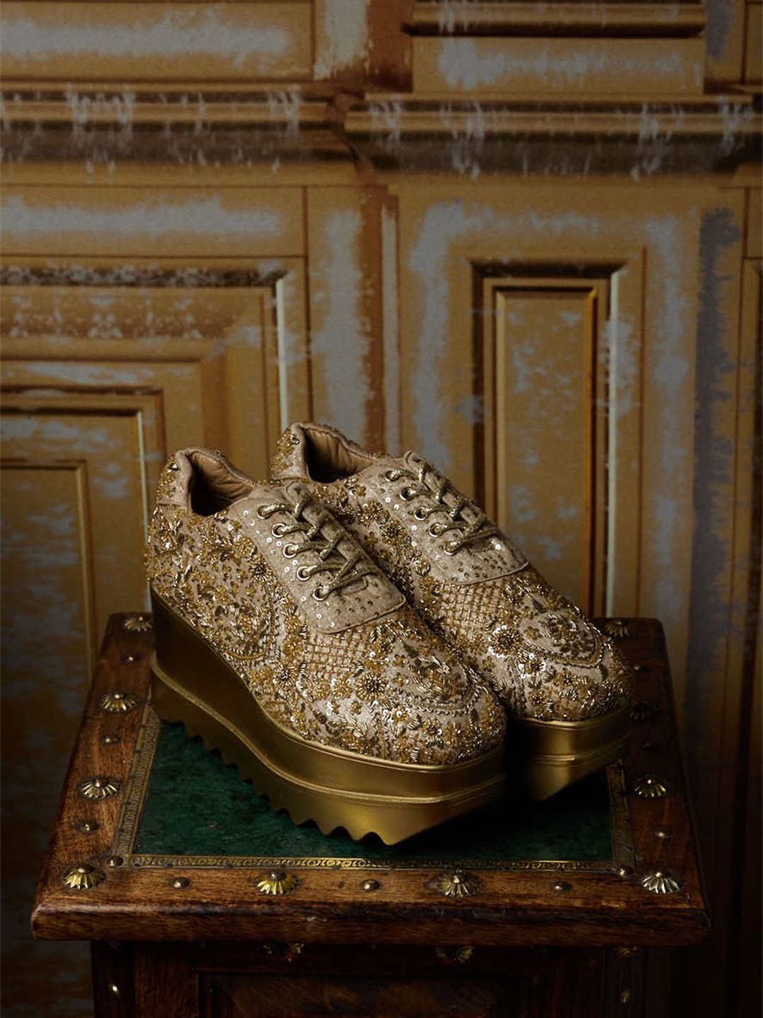 

Anaar Women Woven Design Sneakers, Gold