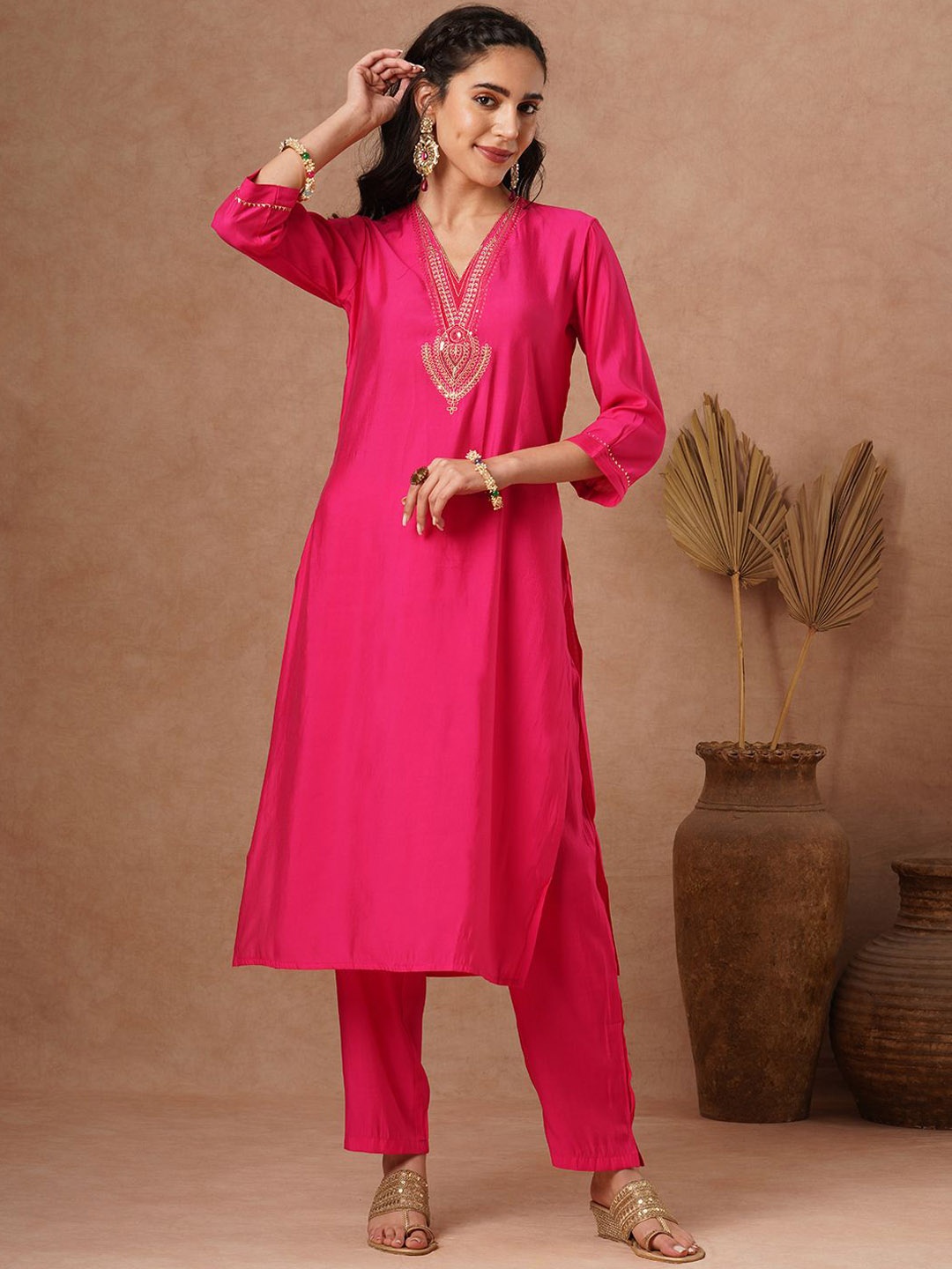 

FASHOR Embroidered V-Neck Tunic With Trouser, Pink
