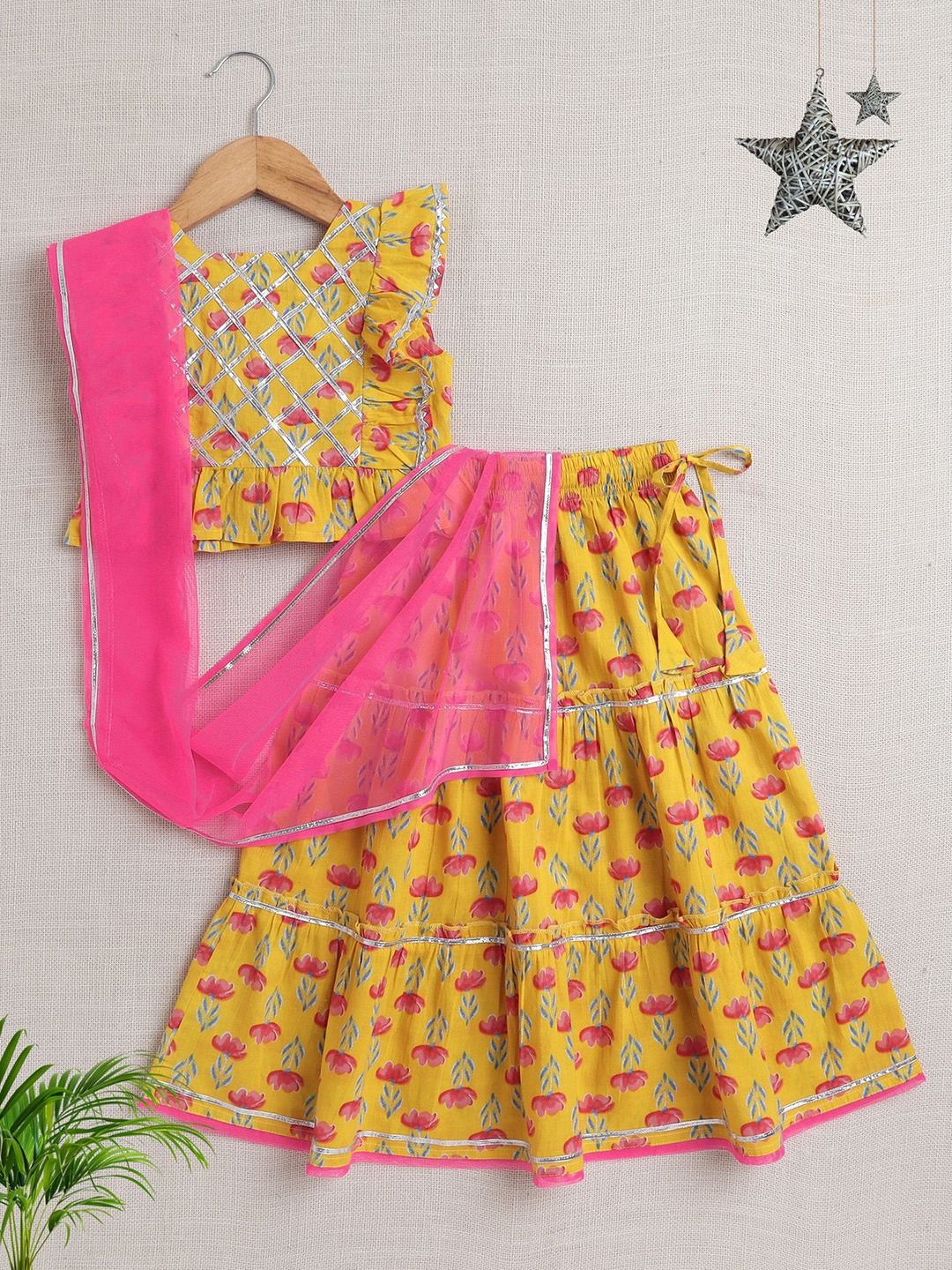 

The Magic Wand Girls Printed Gotta Patti Square Neck Cotton Ready to Wear Lehenga Choli, Yellow