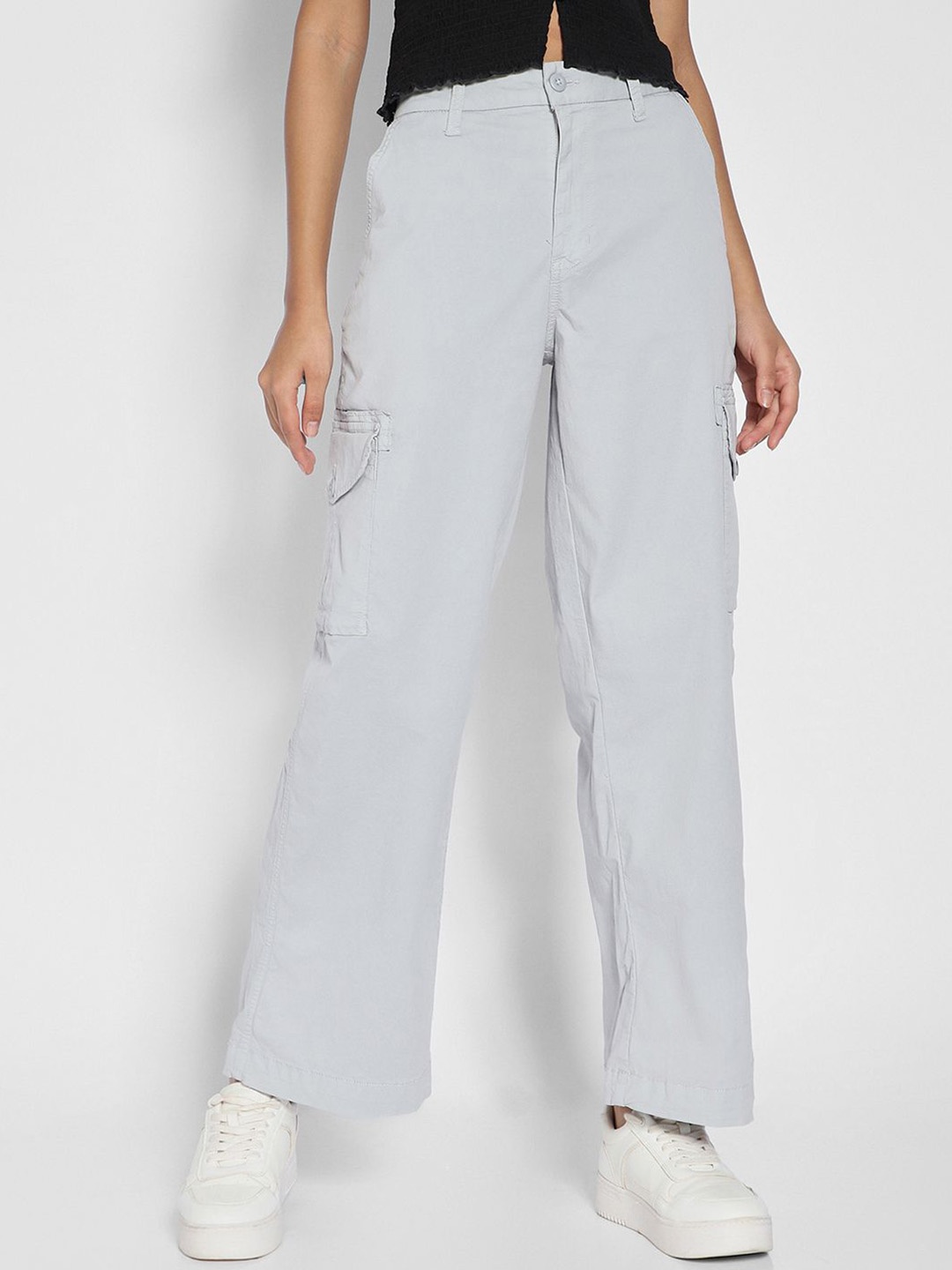

AMERICAN EAGLE OUTFITTERS Women Slim Fit Trousers, Grey