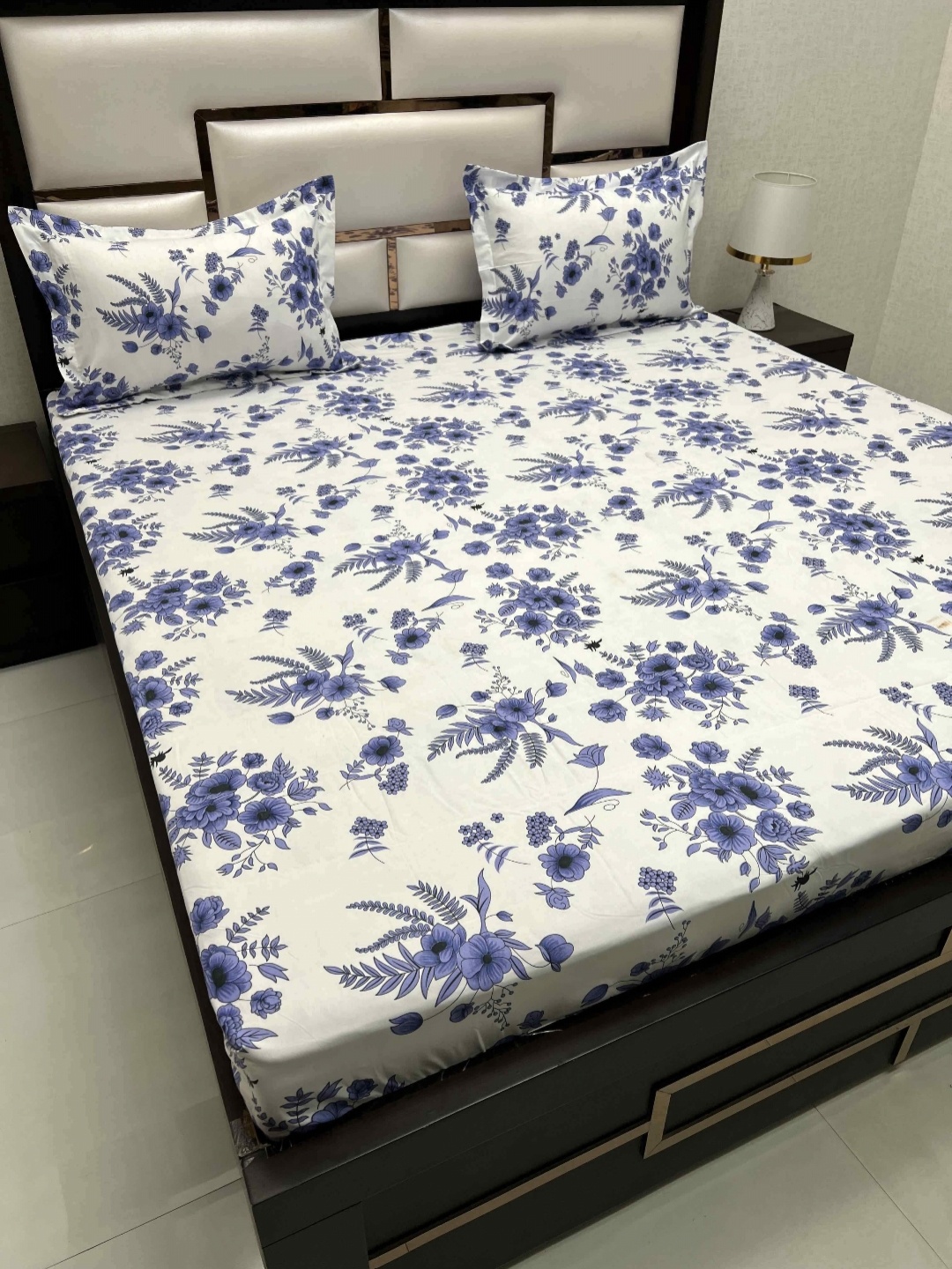 

Pure Decor Queen Size Double Bedsheet With 2 Pillow Covers 2.28m X 2.54m, Blue