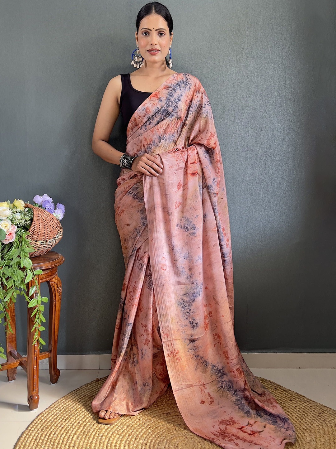 

V3 FASHION STUDIO Abstract Printed Pure Chiffon Jamdani Saree, Peach