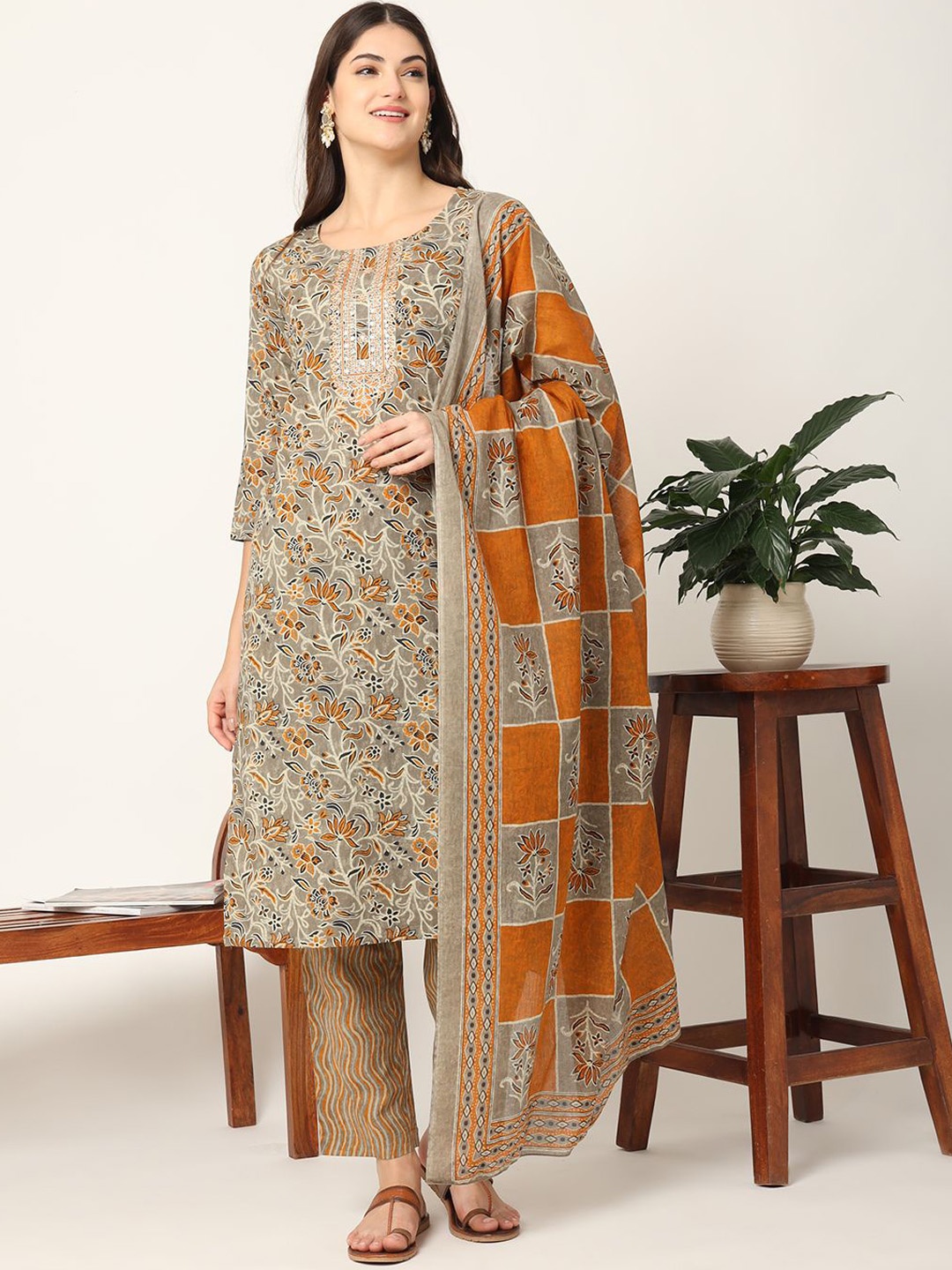 

Yufta Floral Printed Regular Thread Work Pure Cotton Straight Kurta & Trouser & Dupatta, Mustard