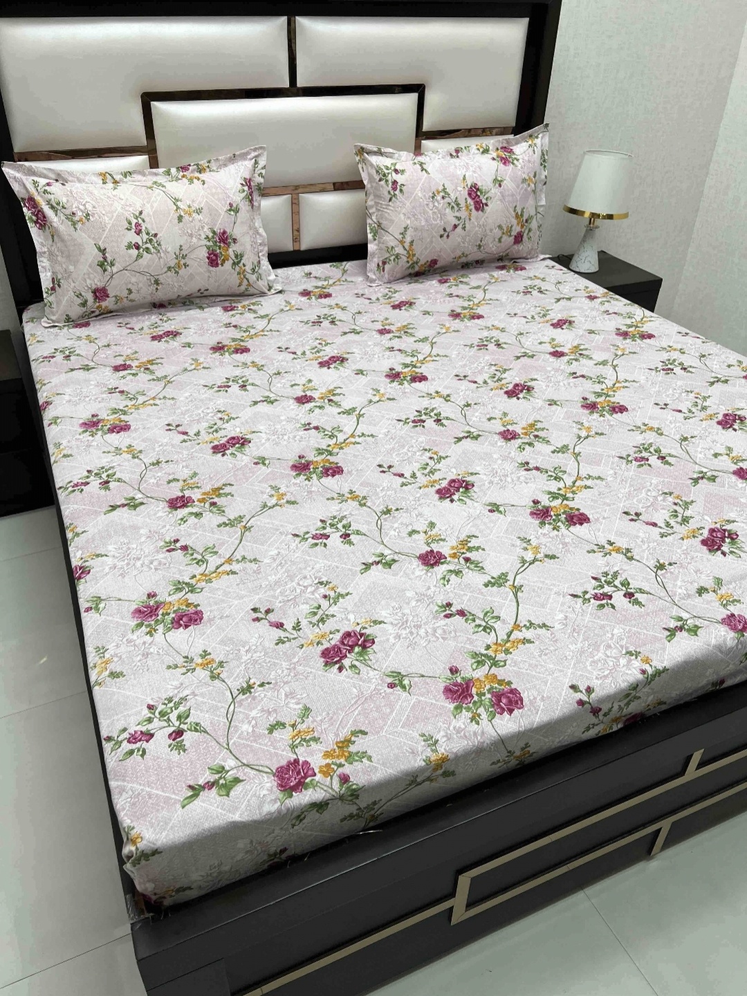 

Pure Decor Velar Purple Floral Printed Pure Cotton 220 TC King Bedsheet Set 3.05 x 2.74 m