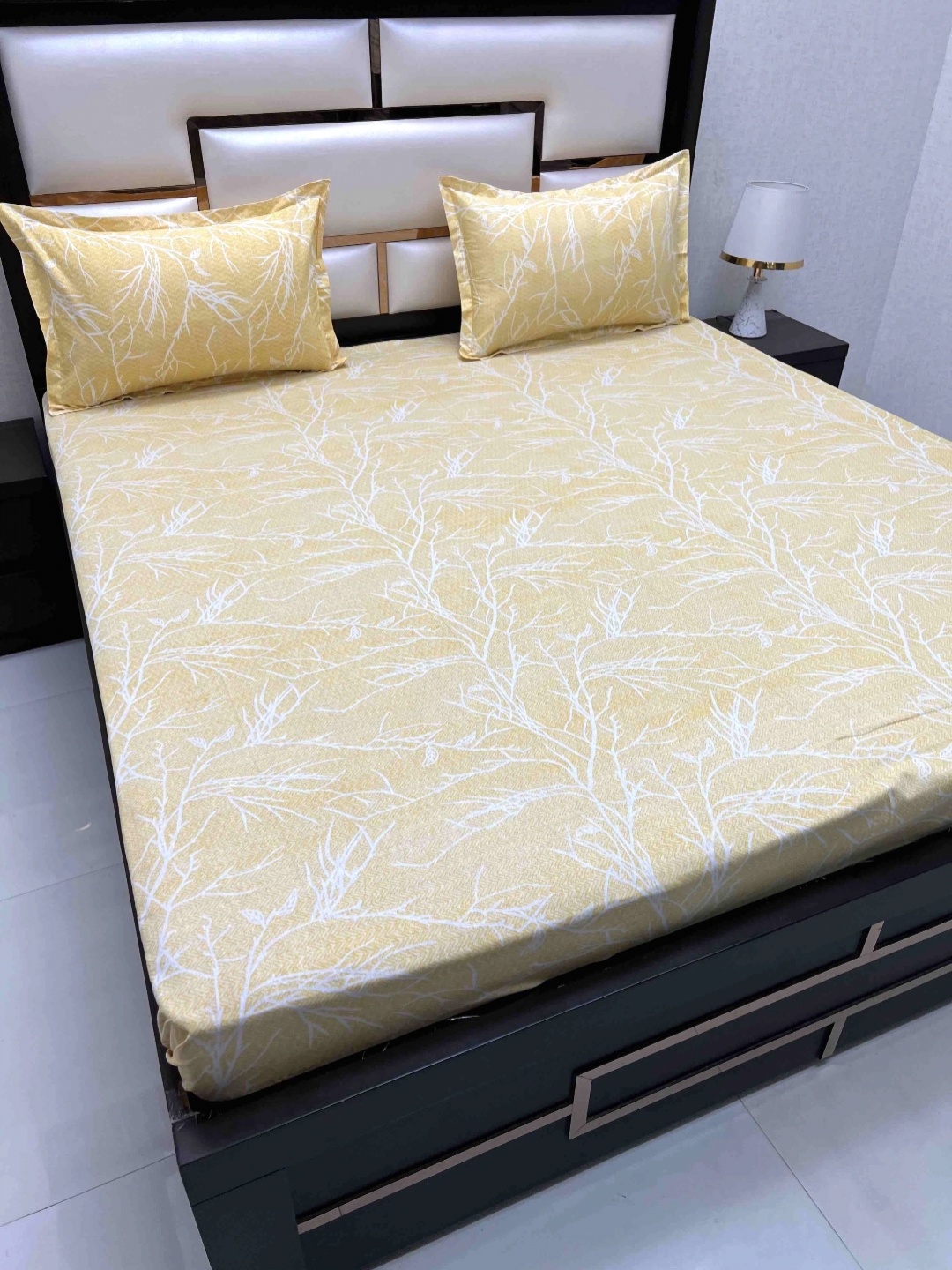 

Pure Decor Velar Yellow Floral Printed Pure Cotton 220 TC King Bedsheet Set 3.05 x 2.74 m