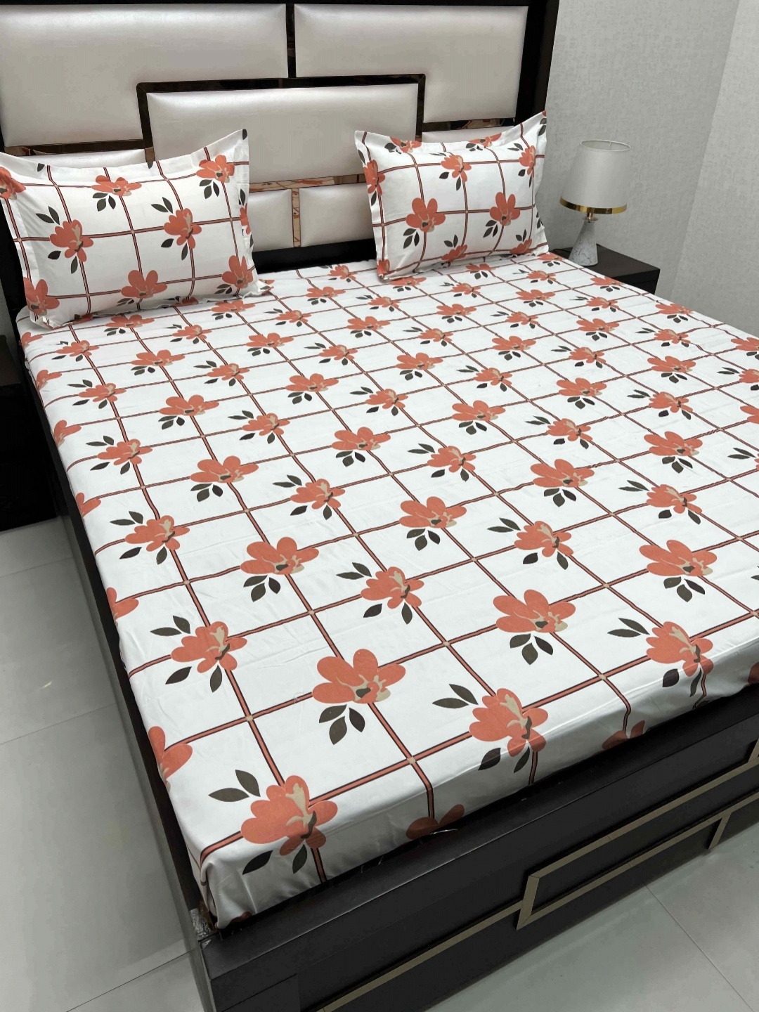 

Pure Decor Queen Size Double Bedsheet With 2 Pillow Covers 2.28m X 2.54m, Orange