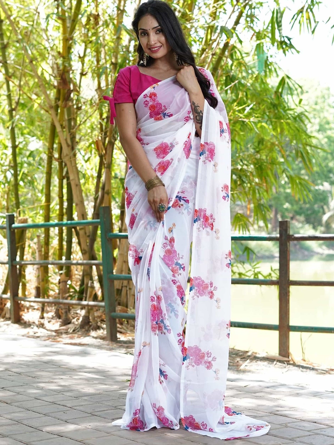 

V3 FASHION STUDIO Floral Pure Chiffon Jamdani Saree, White