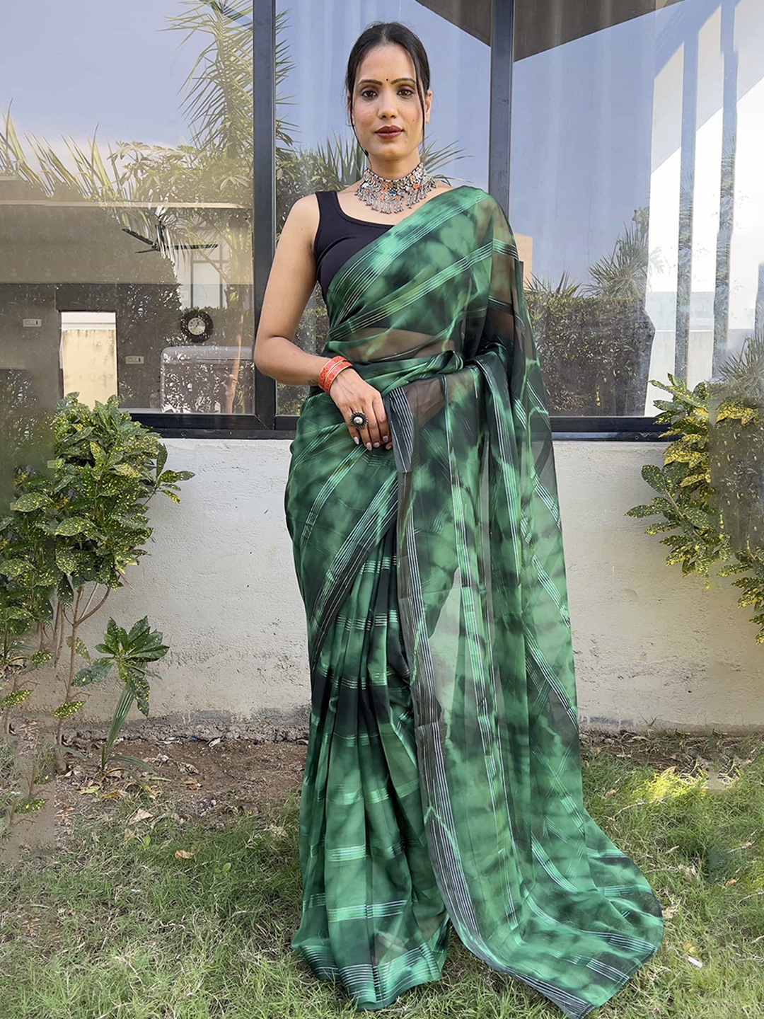 

V3 FASHION STUDIO Tie and Dye Pure Georgette Ready to Wear Saree, Green