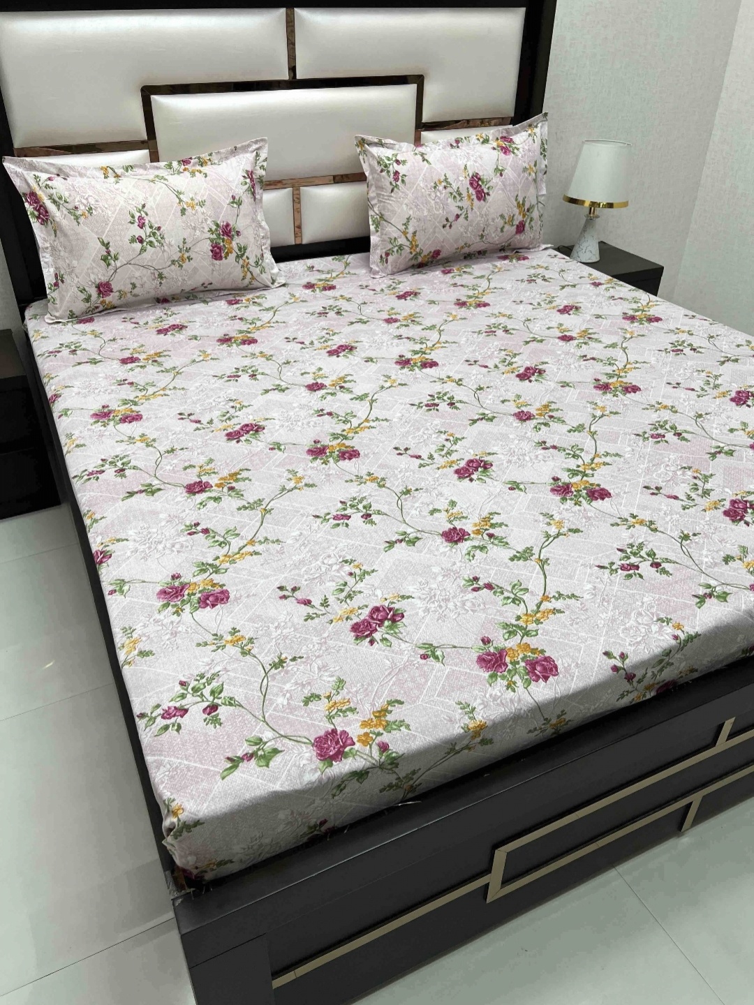 

Pure Decor Velar Purple Floral Printed Pure Cotton 260 TC King Bedsheet Set 3.05 x 2.74 m