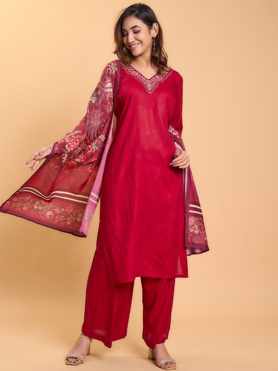 

Aika Floral Embroidered V-Neck Chanderi Silk Straight Kurta With Palazzos & Dupatta, Red