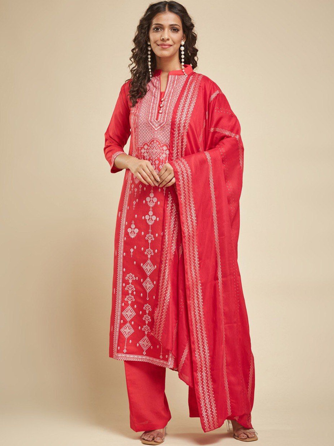 

JULEE Floral Printed Kurta With Palazzos & Dupatta, Red
