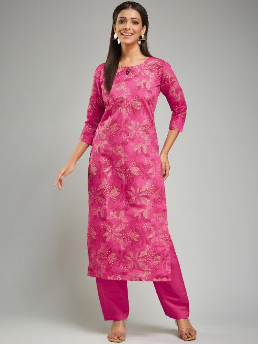 

LADY SHOPI Floral Printed Chanderi Silk Straight Kurta With Trouser, Pink