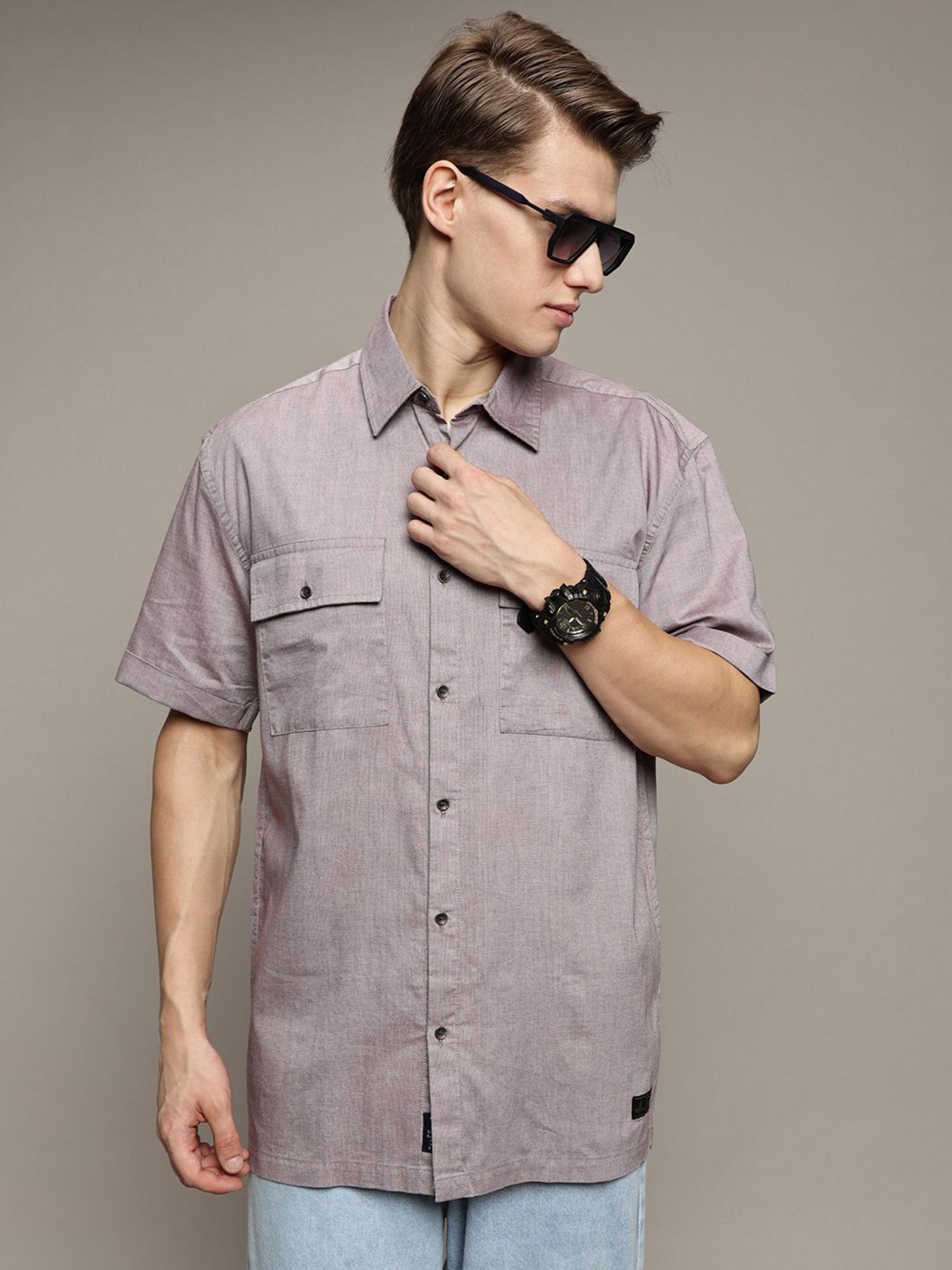 

The Roadster Lifestyle Co Pure Cotton Oversized Fit Casual Shirt, Mauve