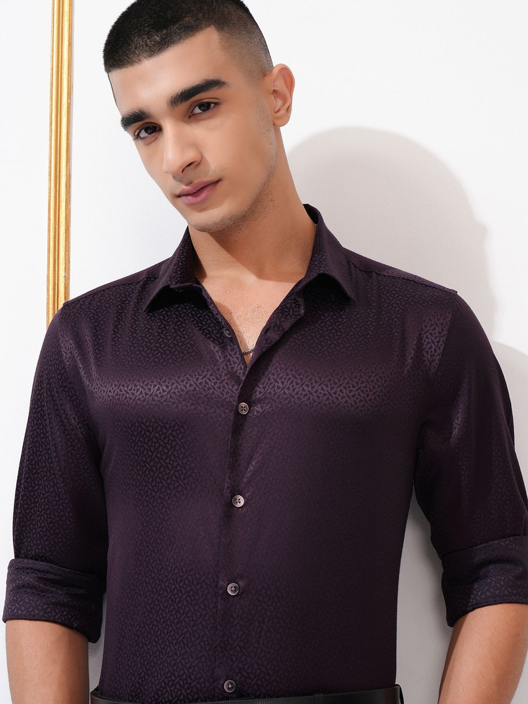 

Highlander Men Jacquard Textured Solid Slim Fit Occasion Shirt, Purple