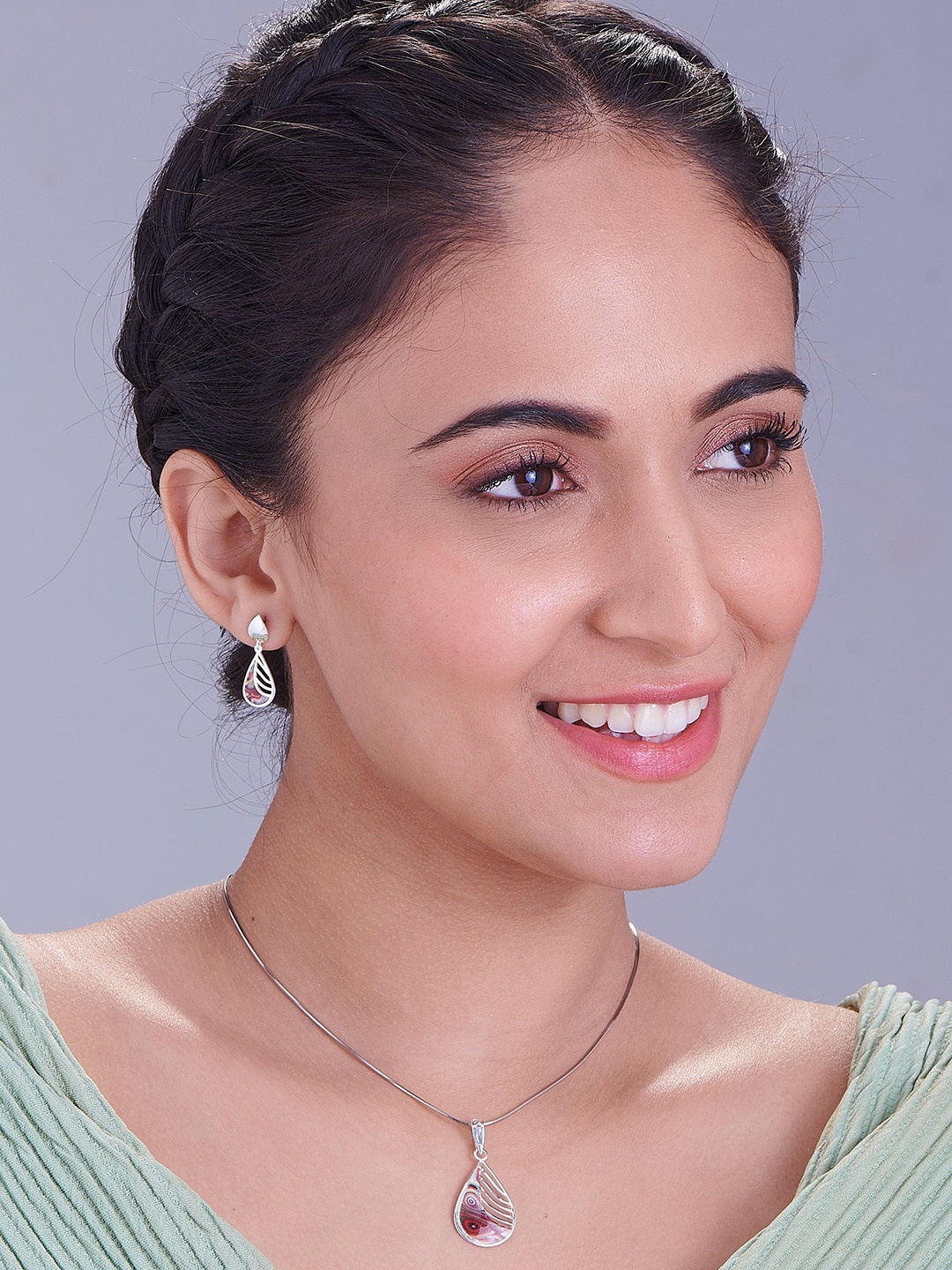 

Nipura 925 Sterling Rhodium Silver-Plated Oval Pendants