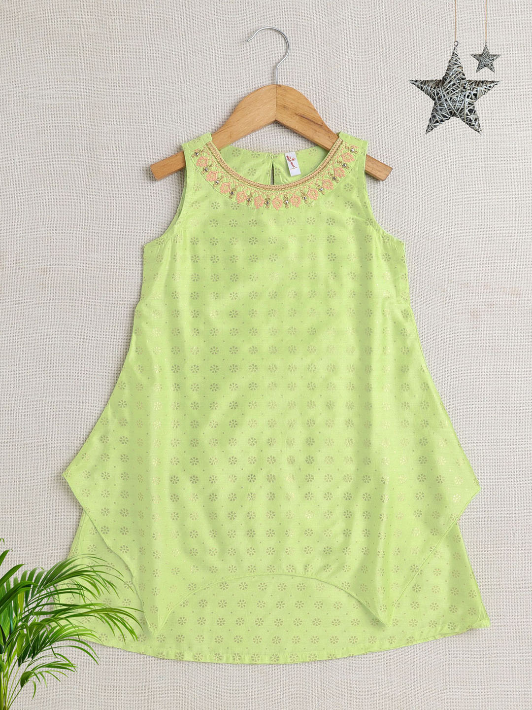 

The Magic Wand Girls Printed A-Line Knee-Length Ethnic Dresses, Green