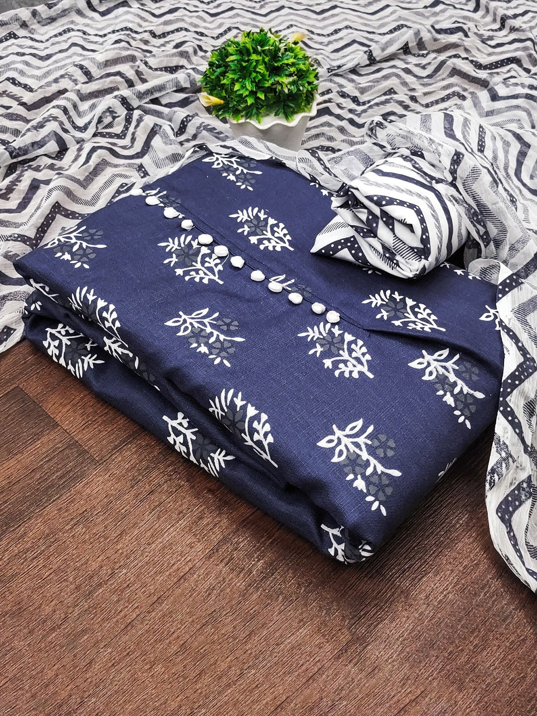 

KALINI Floral Printed Slub Cotton Unstitched Dress Material, Navy blue