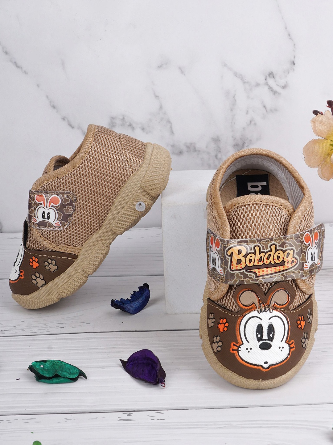 

BAESD Kids Lightweight Colourblocked Sneakers, Brown