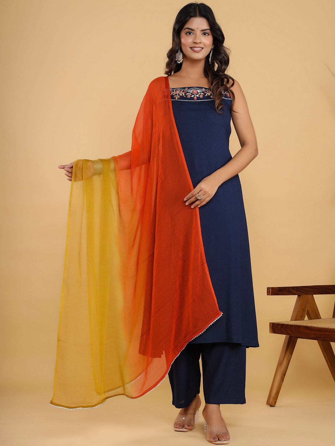 

Neemiya Floral Yoke Design Thread Work Straight Kurta With Trousers & Dupatta, Blue