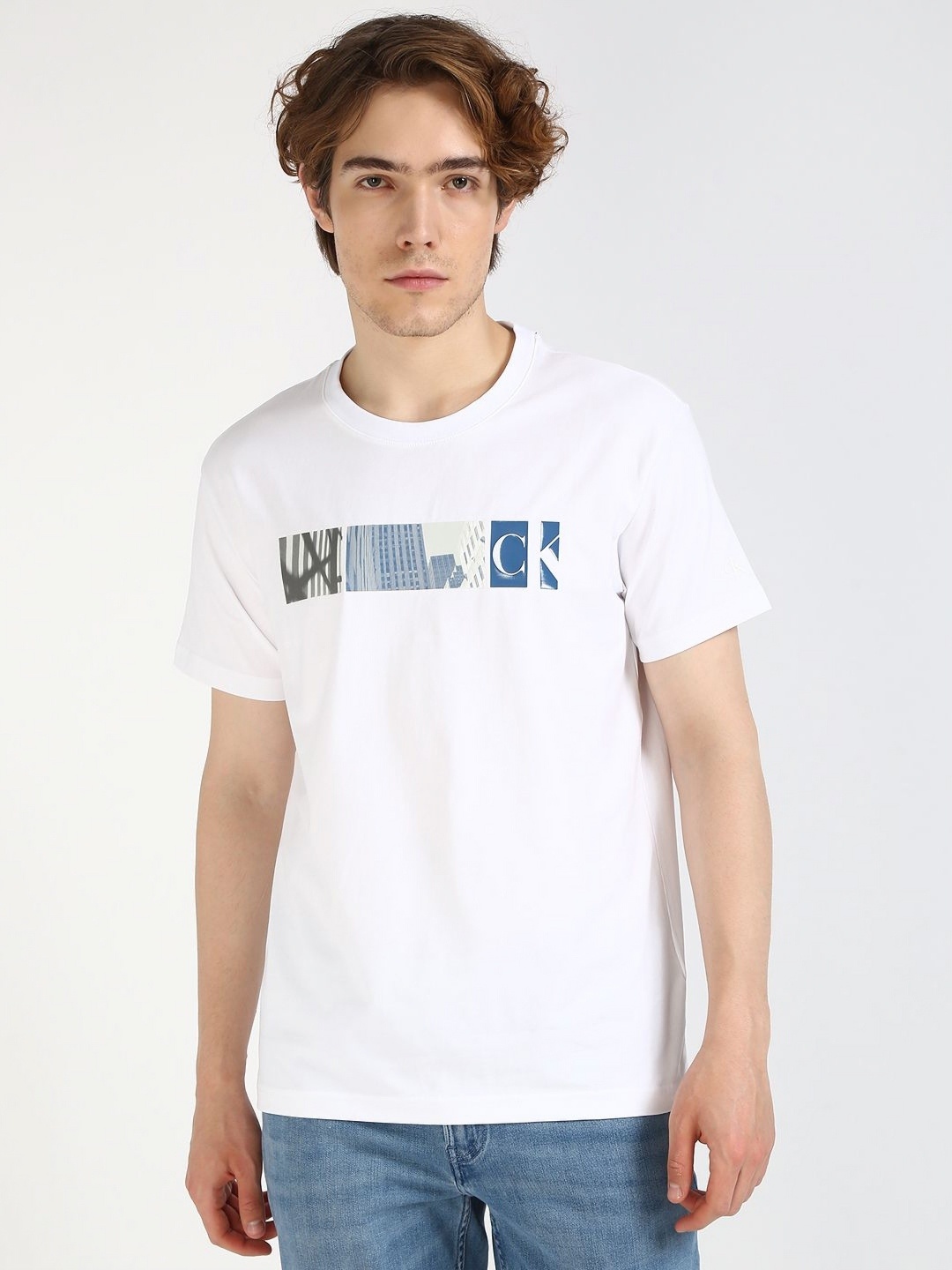 

Calvin Klein Jeans Men Typography Applique T-shirt, White