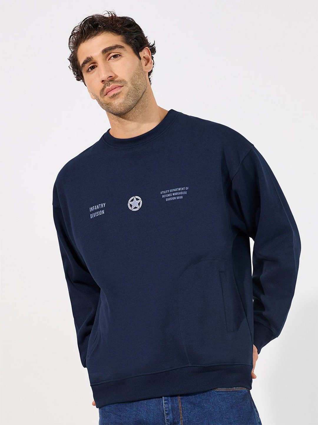 

Styli Men Typography Printed Sweatshirt, Navy blue