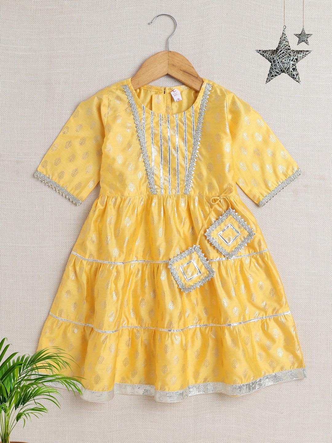 

The Magic Wand Girls Ethnic Motifs Printed Fit & Flare Dresses, Yellow