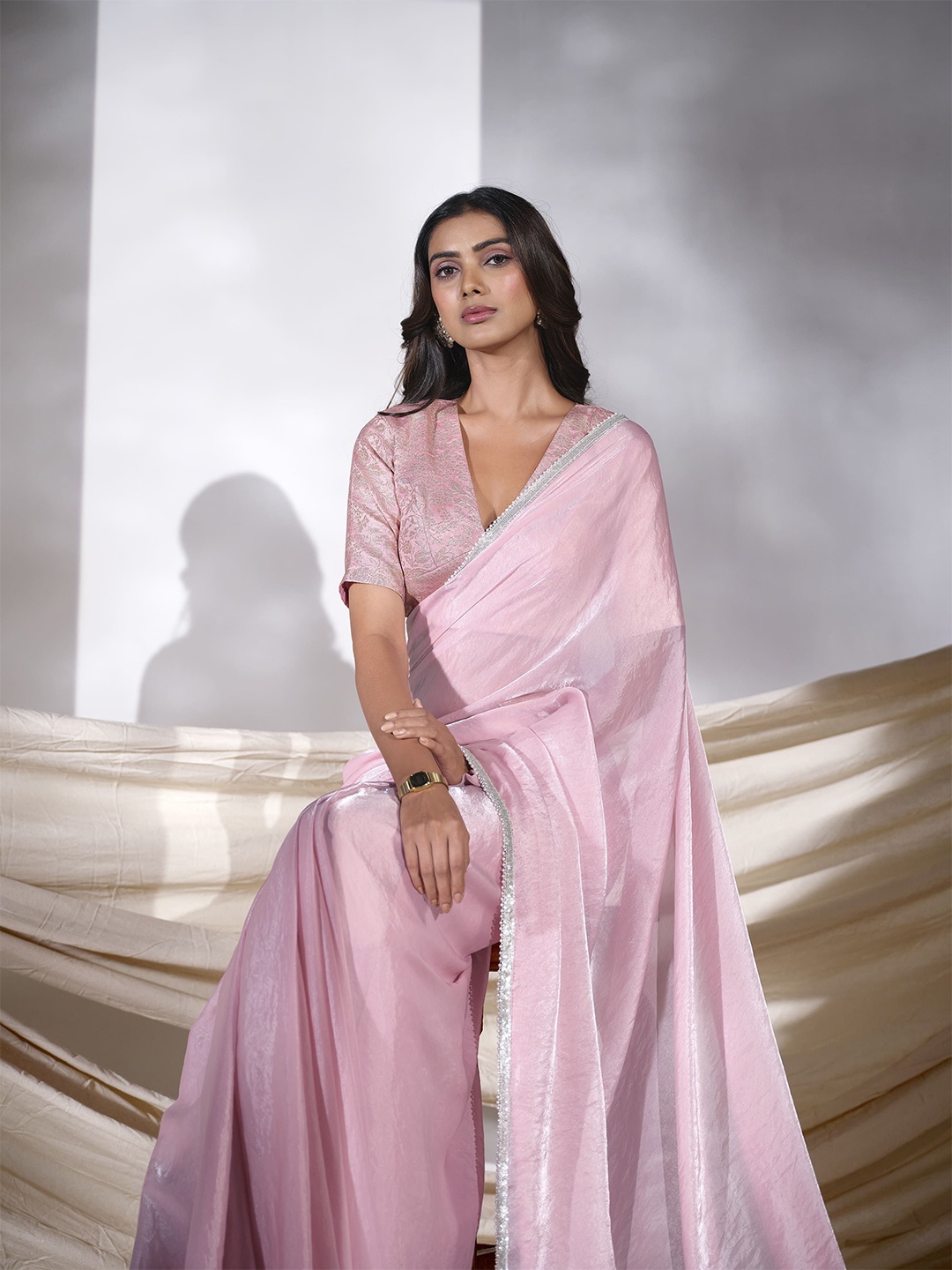 

TANNAH Organza Zari Saree, Pink