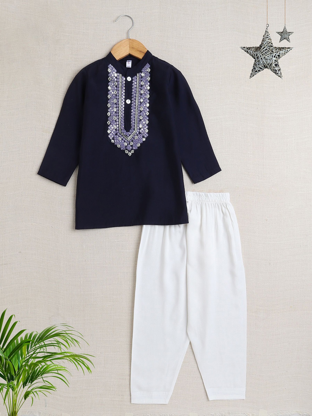 

The Magic Wand Boys Self Design Mandarin Collar Pure Cotton Kurta with Pyjamas, Navy blue