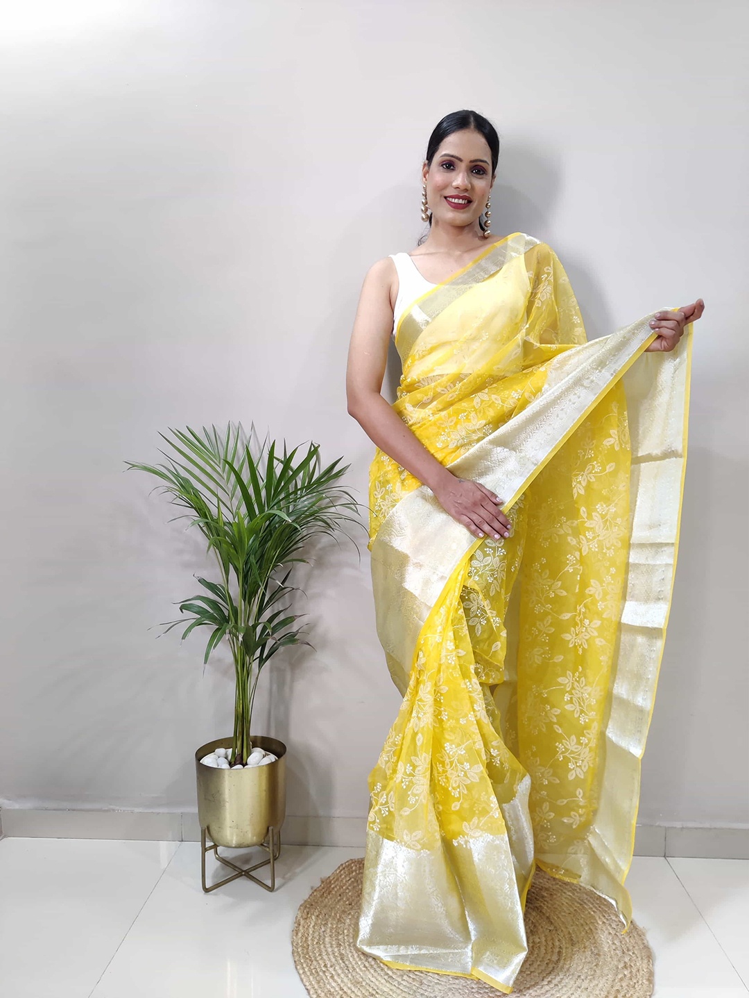 

V3 FASHION STUDIO Womens Organza Ready to Wear Jamdani Saree, Yellow