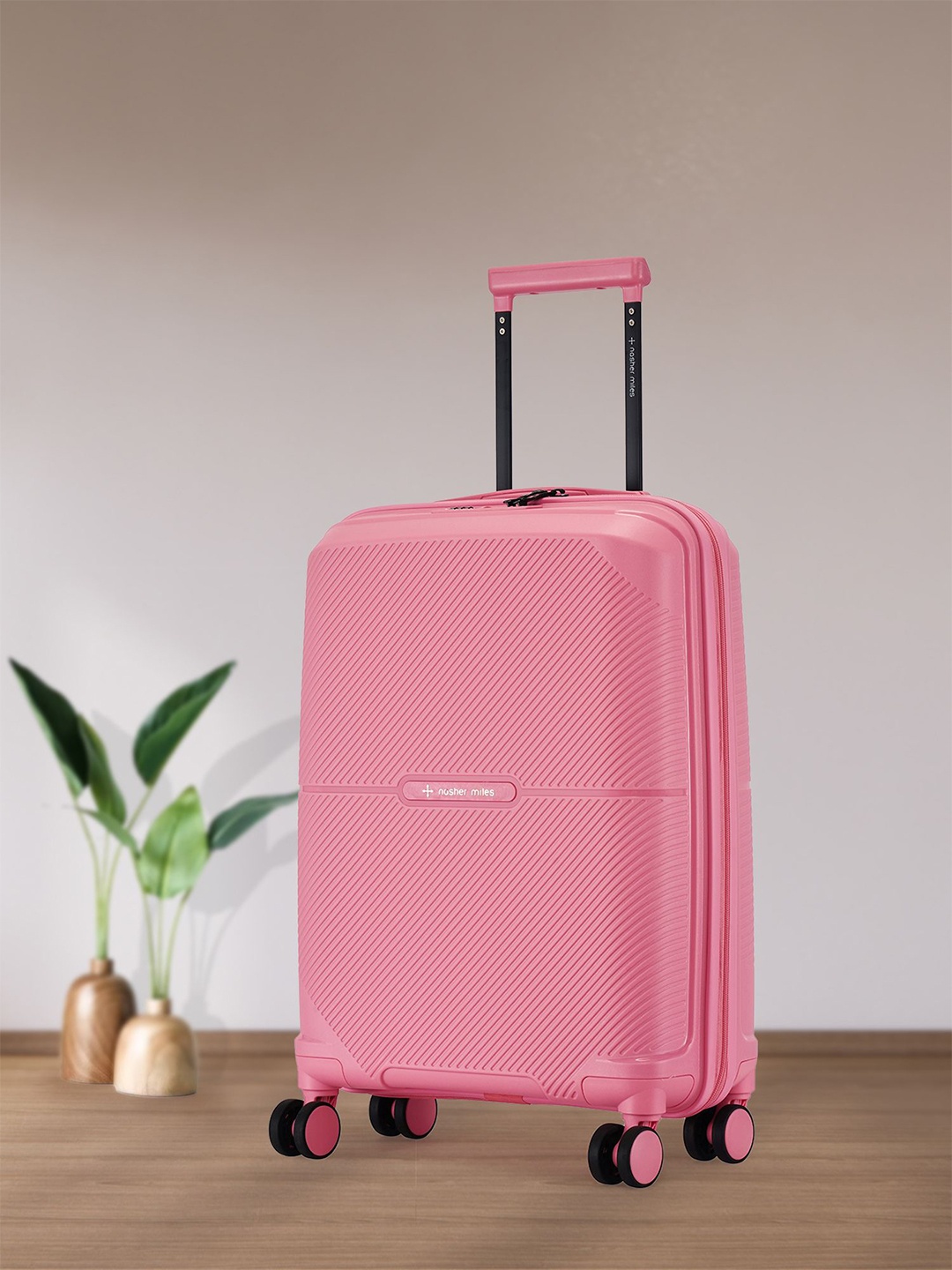 

Nasher Miles Hawaii Polypropylene TSA Lock Cabin Pink Trolley Bag - 20 Inch (55 cm)