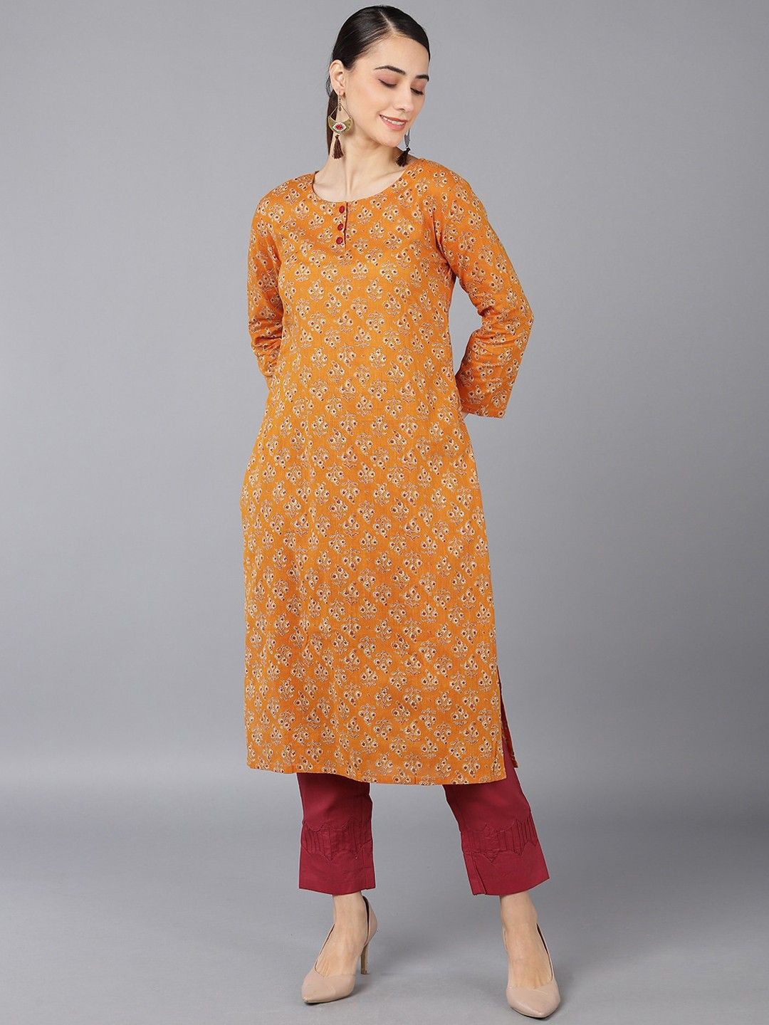 

AHIKA Ethnic Motifs Printed Round Neck Pure Cotton Straight Kurta, Orange