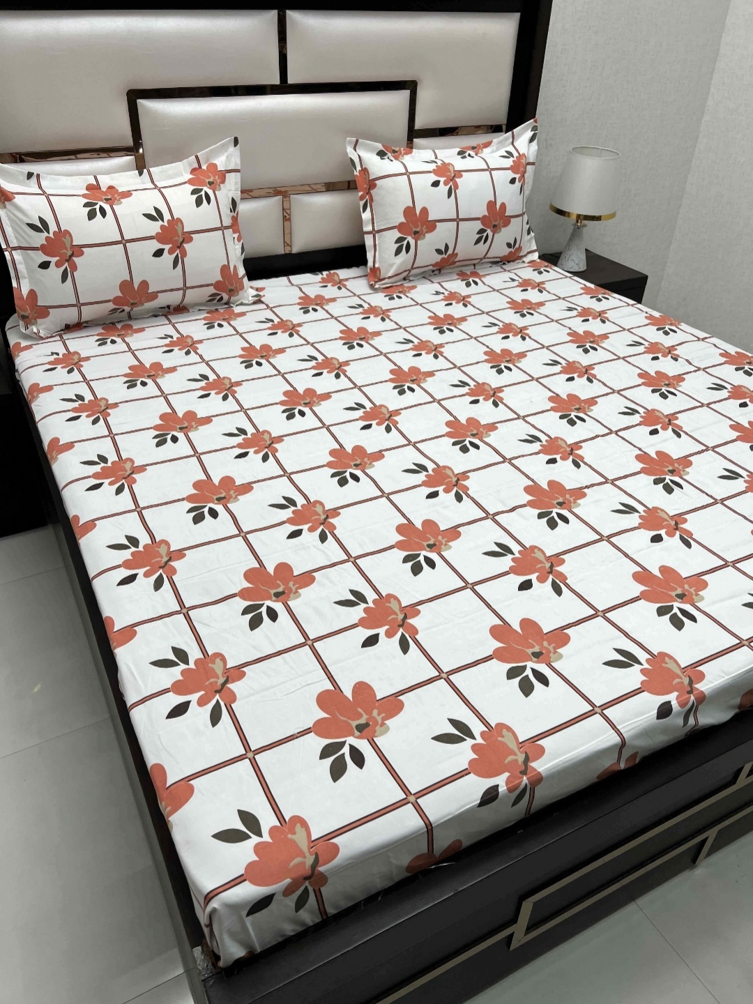 

Pure Decor Queen Size Double Bedsheet With 2 Pillow Covers 2.28m X 2.54m, Orange