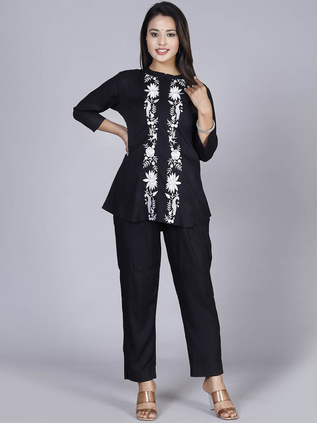 

ANTU KURTIES Women Floral Embroidered Regular Kurti with Trousers, Black
