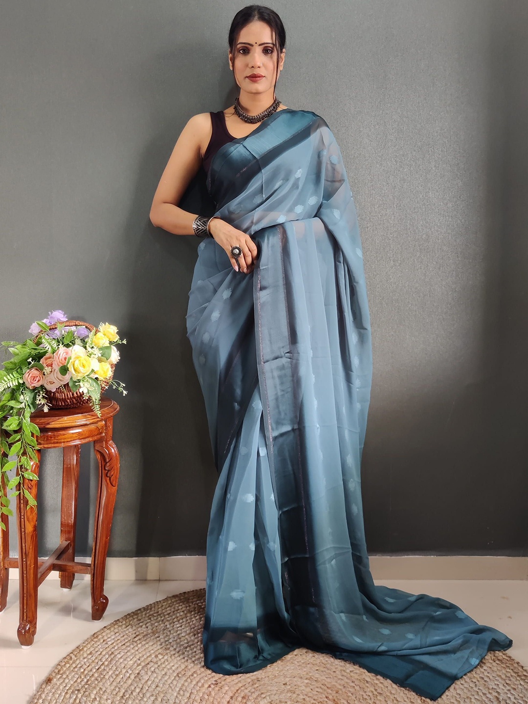 

V3 FASHION STUDIO Ethnic Motifs Printed Ready to Wear Jamdani Saree, Grey
