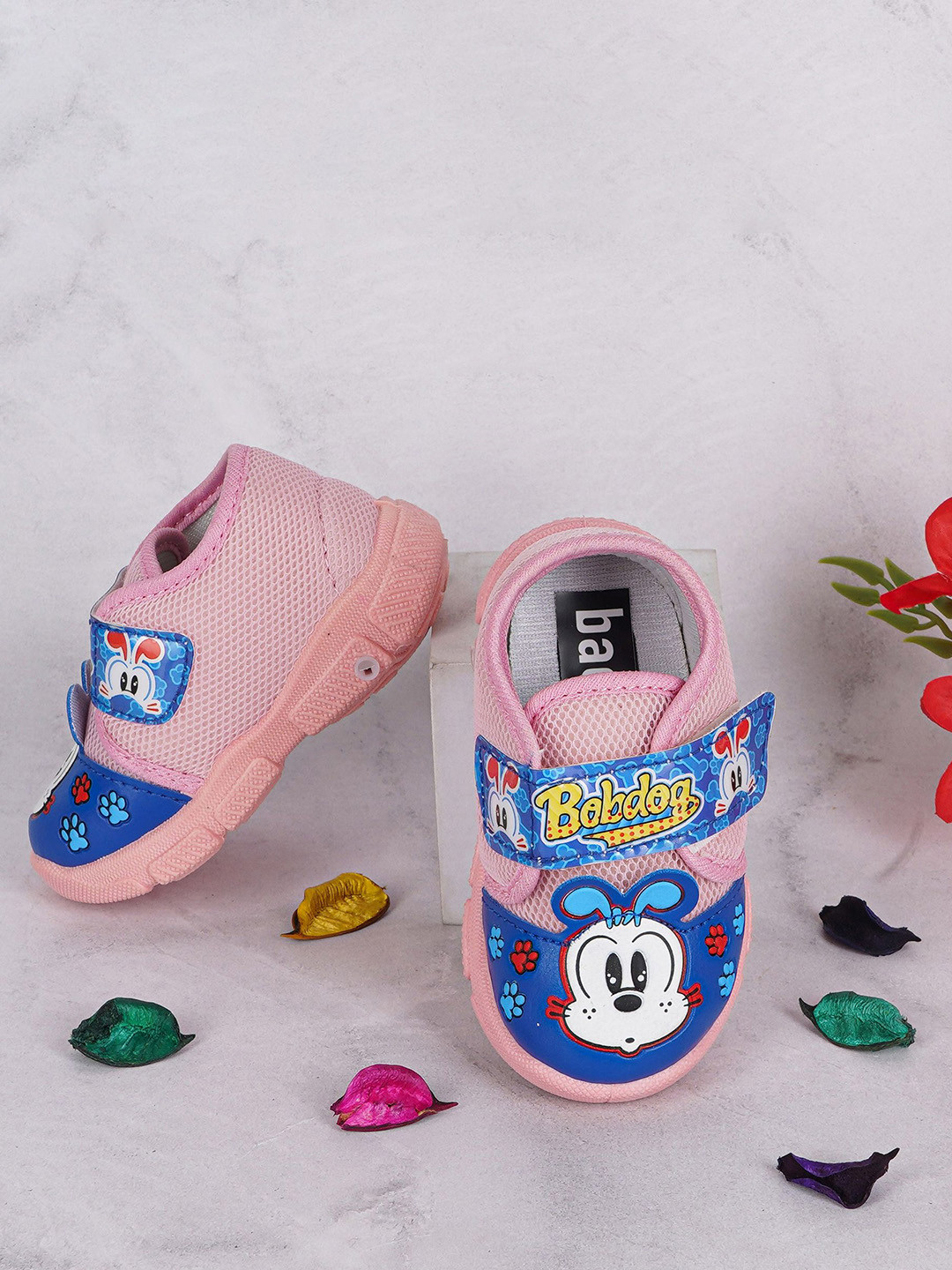 

BAESD Kids Colourblocked Round Toe Velcro Sneakers, Pink