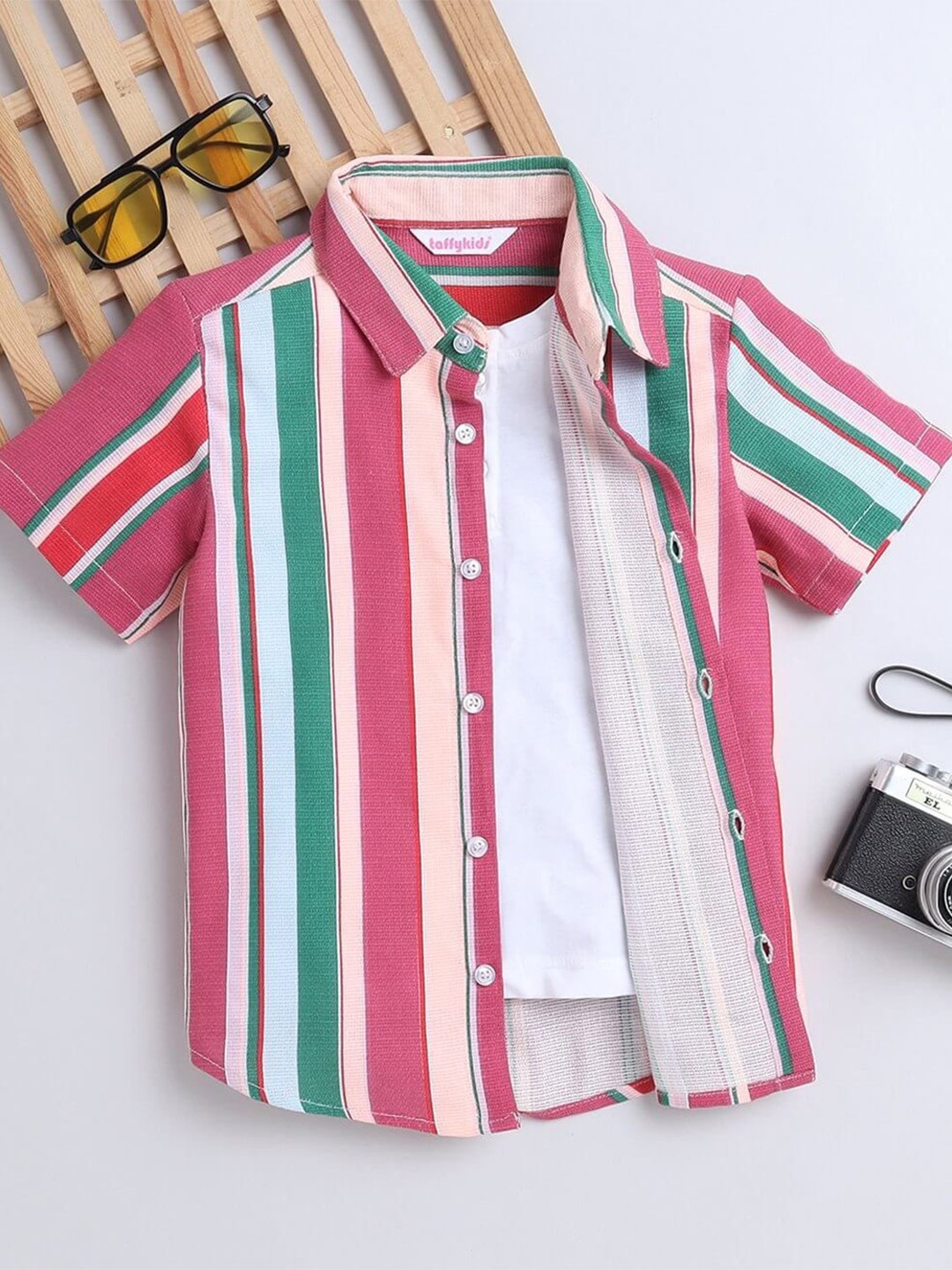 

taffykids Boys Standard Spread Collar Vertical Striped Cotton Casual Shirt, Pink