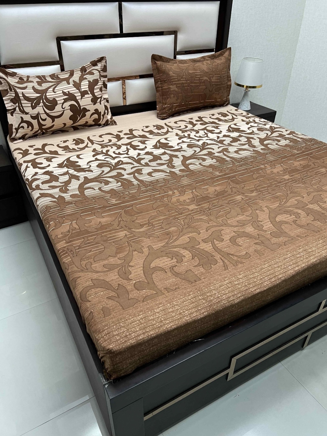 

Pure Decor Amulya Brown Ethnic Microfiber 250 TC Queen Bedsheet Set-2.29 m x 2.53 m