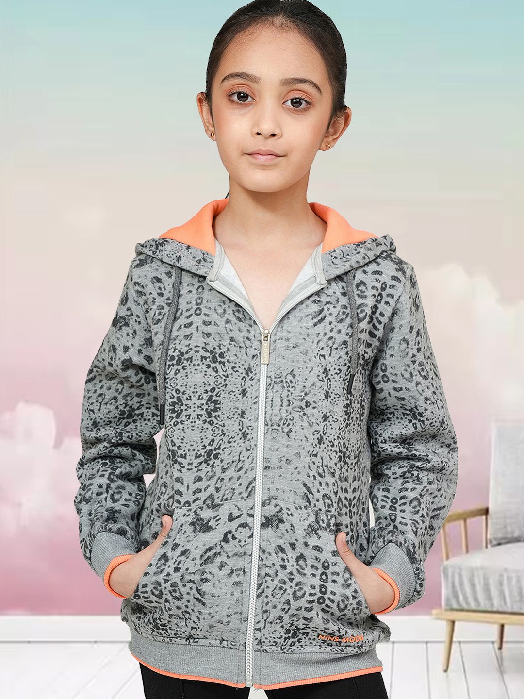 

PAMPOLINA Girls Animal Skin Printed Hooded Sweatshirt, Grey