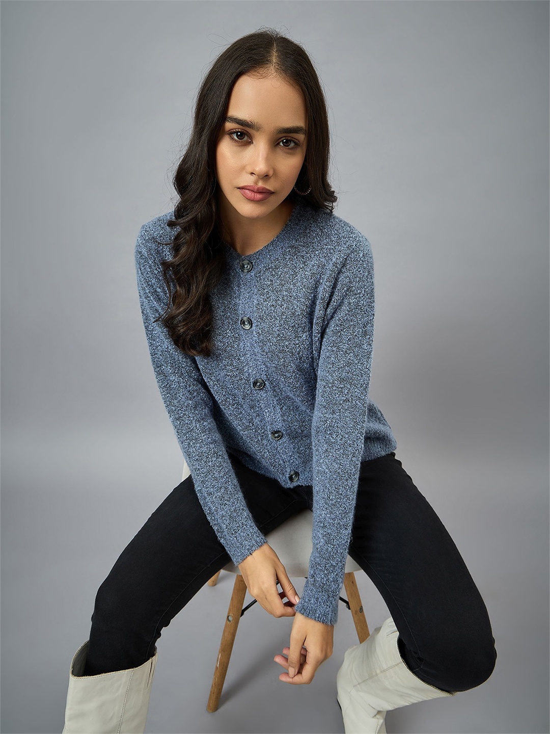 

Club York Women Round Neck Long Sleeves Cardigan, Blue