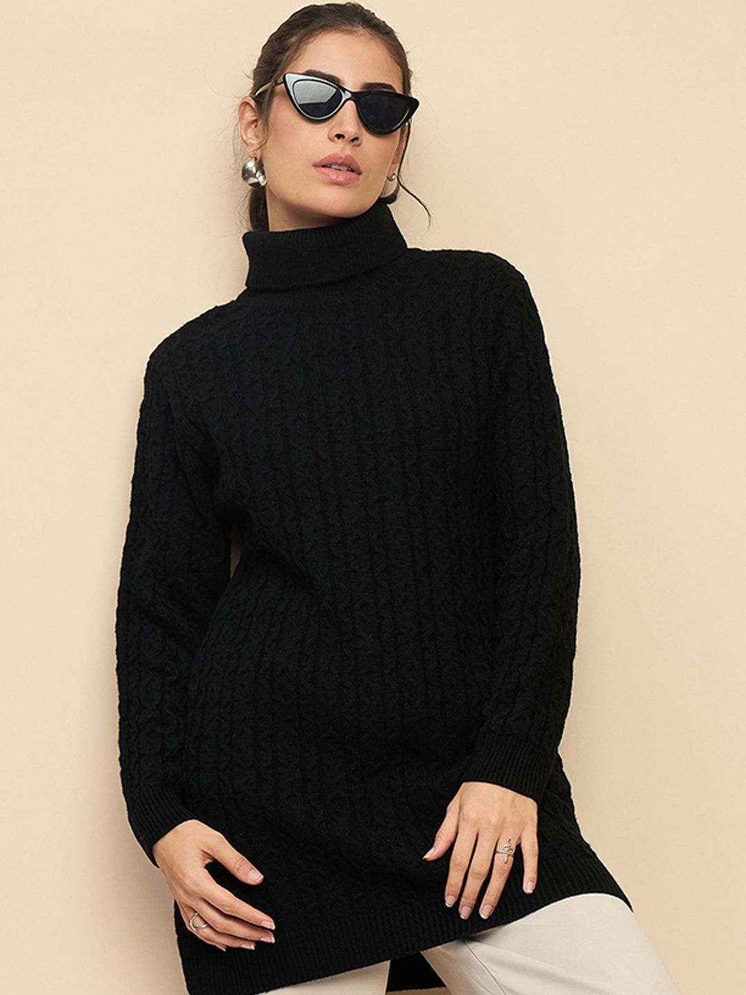 

CLAPTON Women Turtle Neck Longline Woollen Pullover, Black