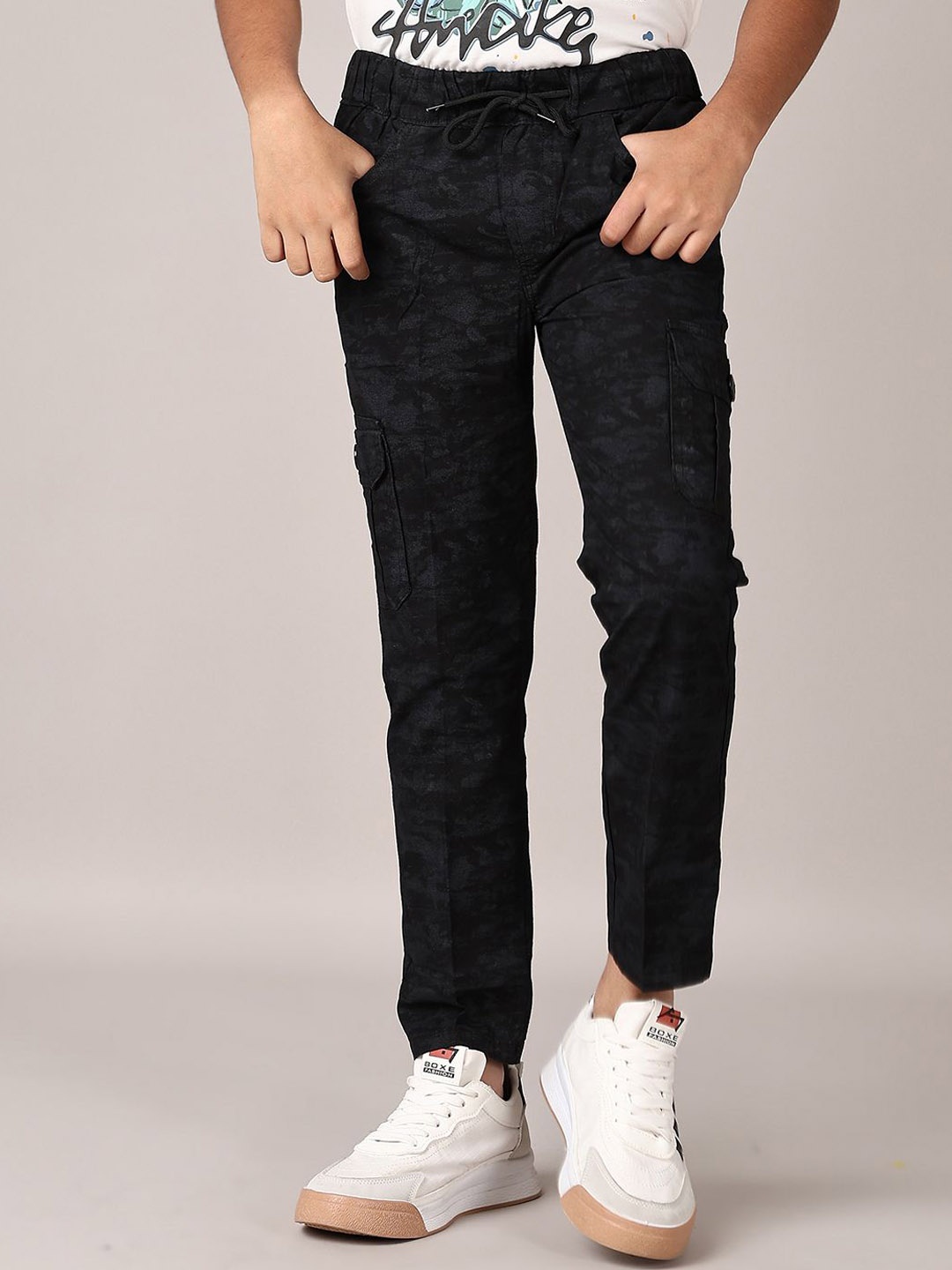 

V-Mart Boys Cotton Regular Fit Cargos Trousers, Black