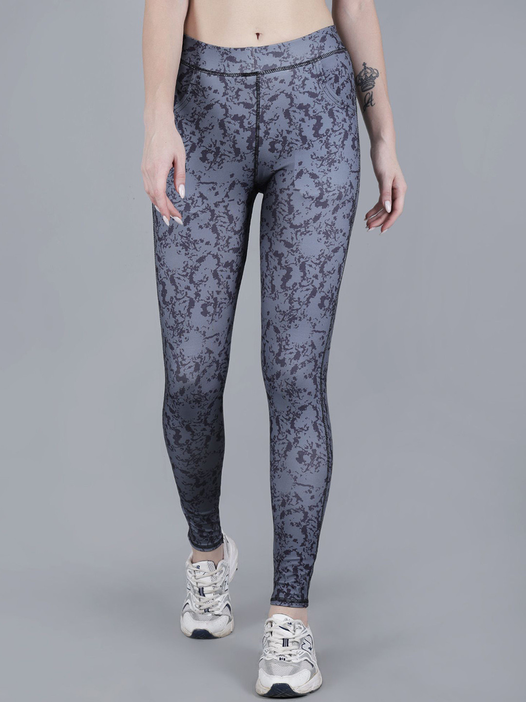

DYWER Women Ankle Length Printed High-Rise Gym Tights, Grey