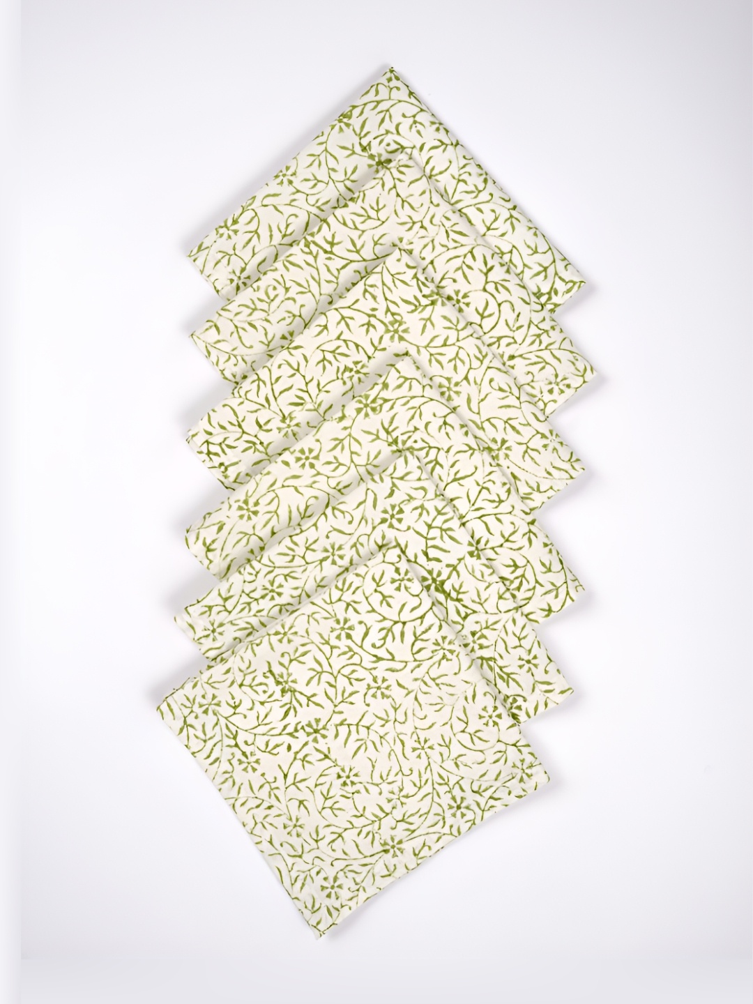 

Ratan Cart Off White & Green 6 Pieces Floral Printed Table Napkins