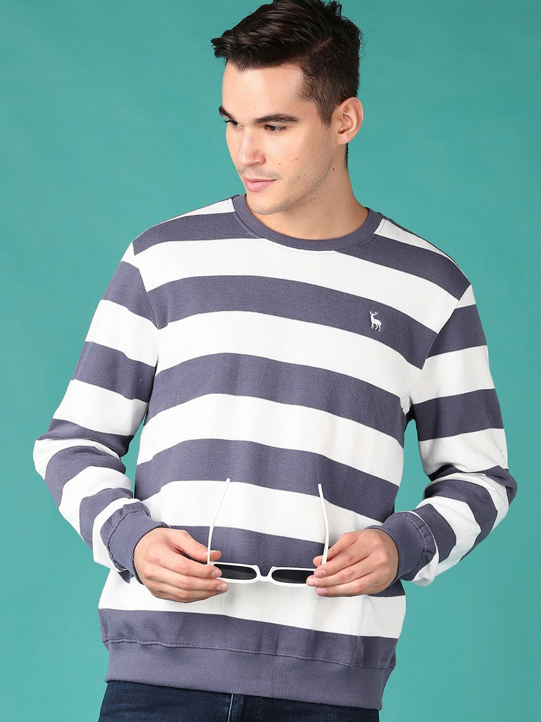 

V-Mart Men Striped Sweatshirt, Navy blue