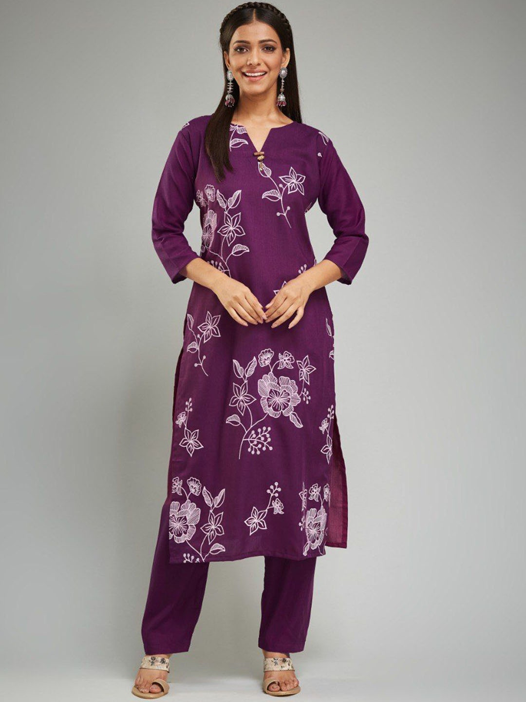 

APNISHA Floral Printed Regular Chanderi Silk Straight Kurta with Salwar, Purple