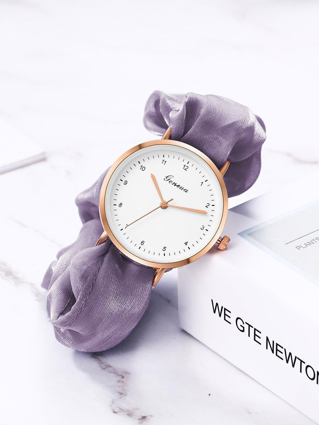 

FIMBUL Women Printed Dial & Bracelet Style Straps Analogue Automatic Watch, Purple